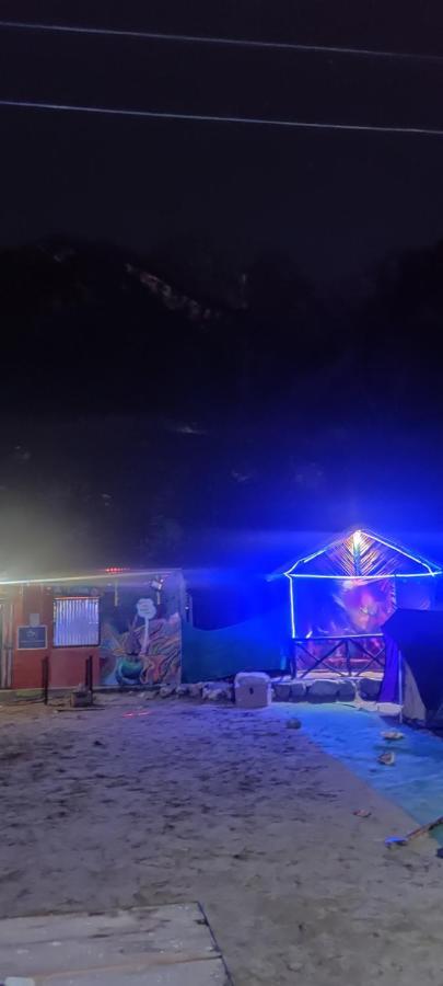 Stayhigh Camps & Cottages Kasol Bagian luar foto