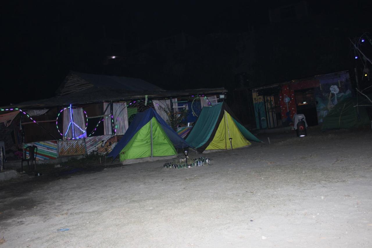 Stayhigh Camps & Cottages Kasol Bagian luar foto