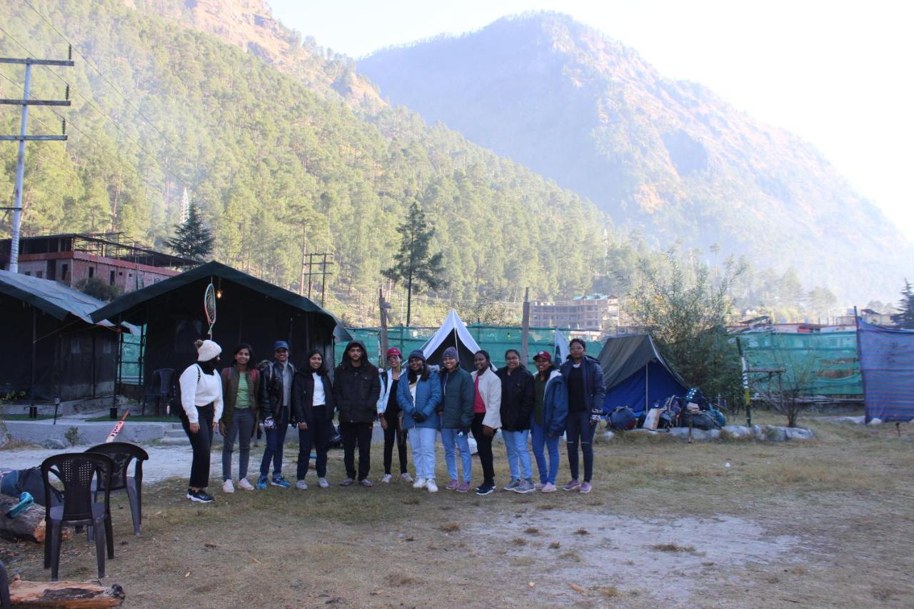 Stayhigh Camps & Cottages Kasol Bagian luar foto